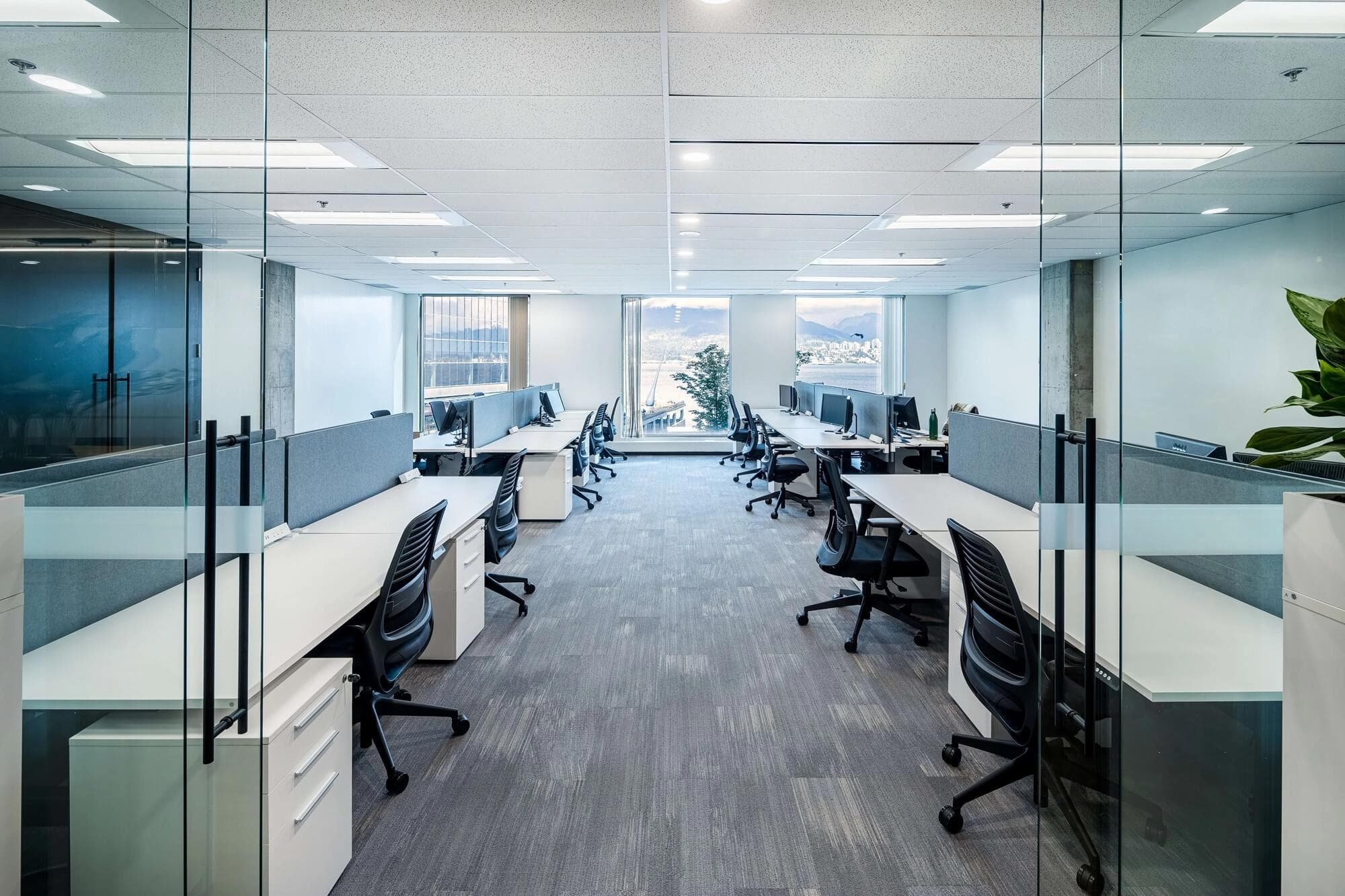 Vancouver Tourism Office - Design and Build Project by Aura